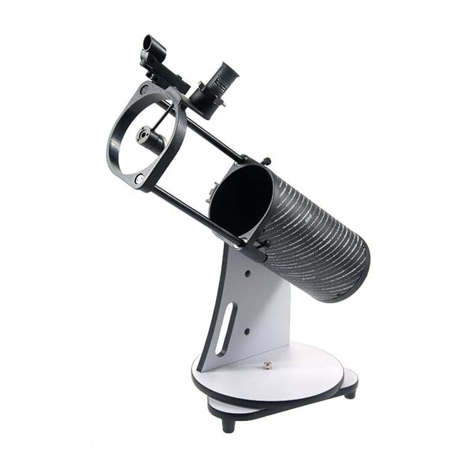 Sky-Watcher Heritage 130P FlexTube replié sur sa base en bois